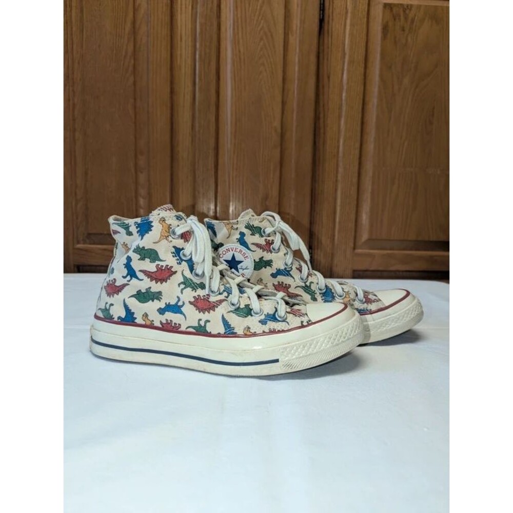 Converse Chuck Taylor All Star Dinosaur Sneakers Women's Size 8